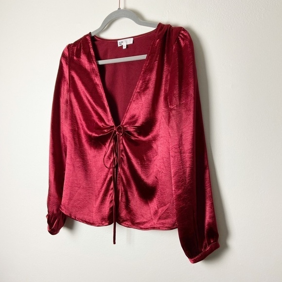 BY THE WAY REVOLVE Red Satin Tie Front Blouse Sz S - Picture 3 of 5